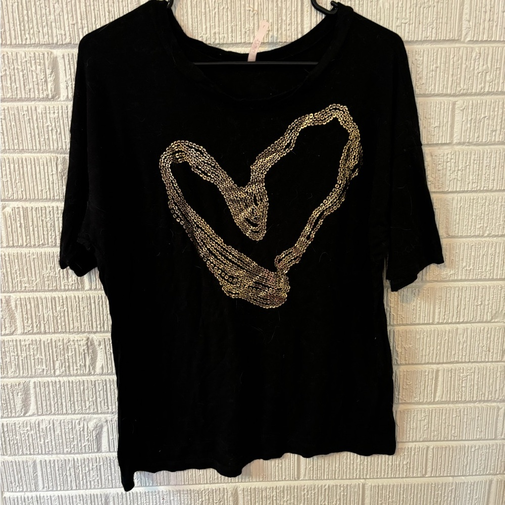 Cute black v-neck with sequin heart